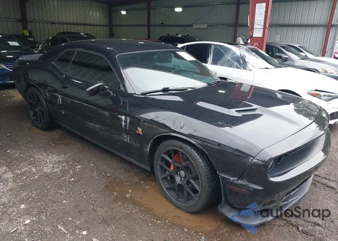 2015 Dodge Challenger R/T Scat Pack z USA, uszkodzony, nr VIN 2C3CDZFJ9FH769692